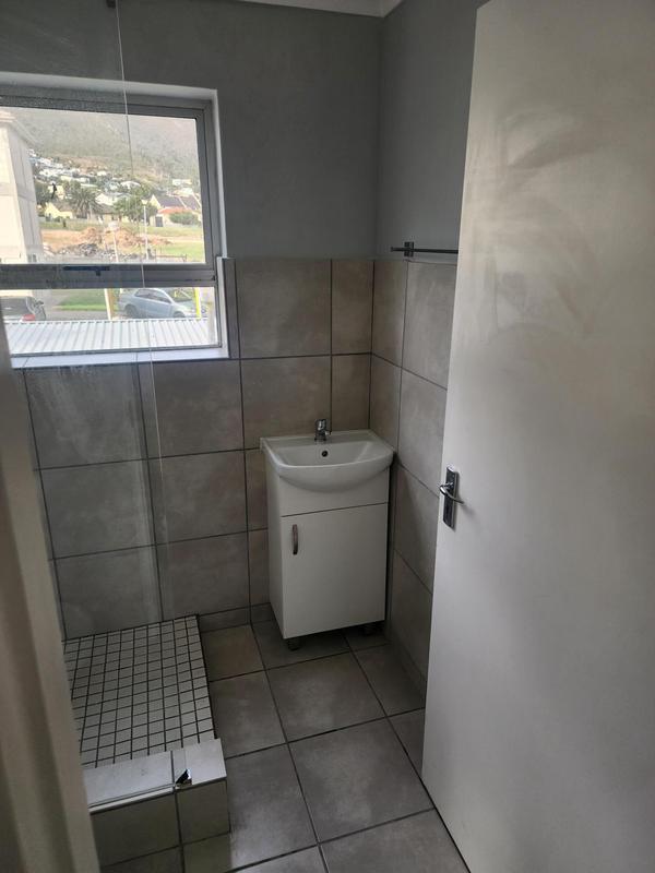 To Let 2 Bedroom Property for Rent in Anchorage Park Western Cape